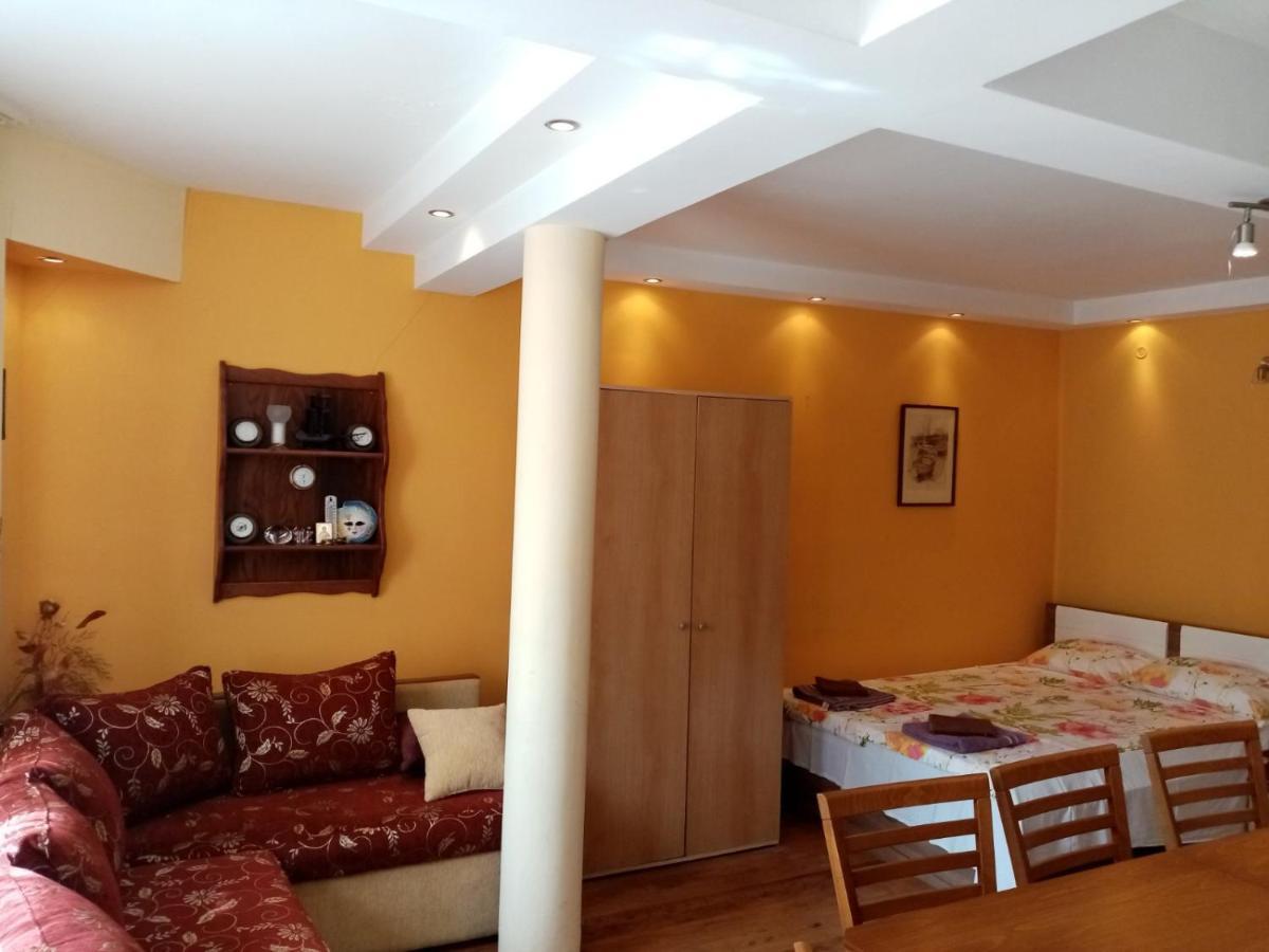 Guest House Prodanovi Sozopol Exterior foto