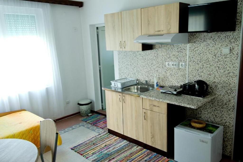 Guest House Prodanovi Sozopol Exterior foto