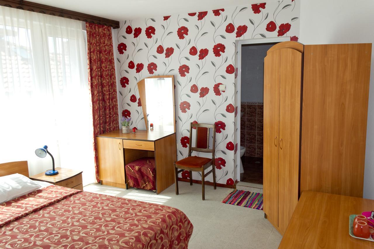 Guest House Prodanovi Sozopol Exterior foto