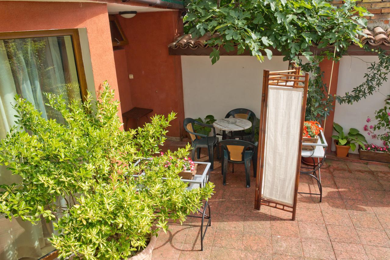 Guest House Prodanovi Sozopol Exterior foto