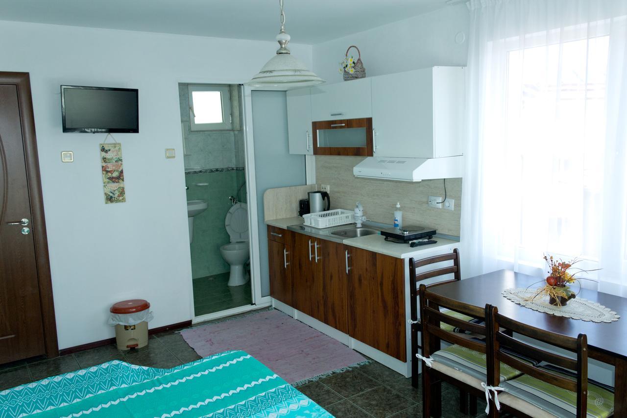 Guest House Prodanovi Sozopol Exterior foto